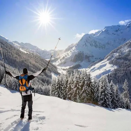 Near Hochzillertal Lift 아파트