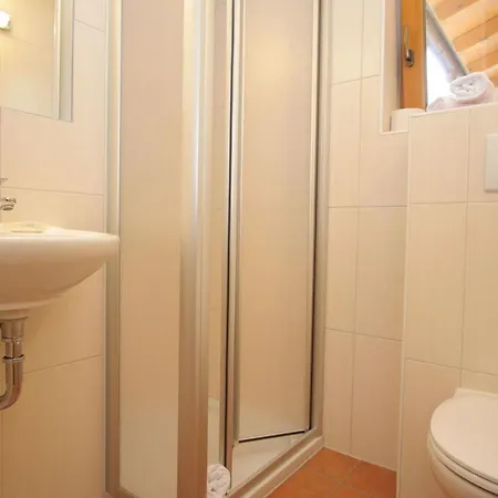 Near Hochzillertal Lift アパート