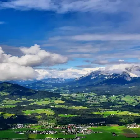 Near Hochzillertal Lift ウダーンス