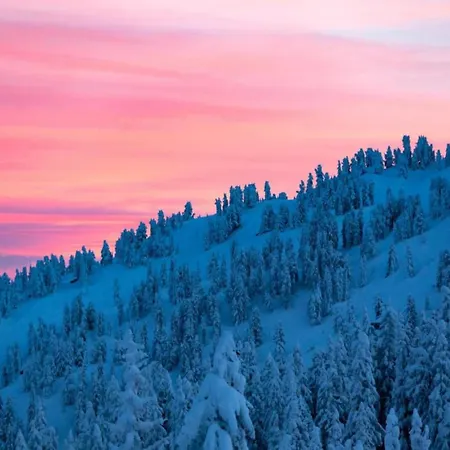 Near Hochzillertal Lift *