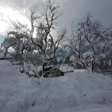 Near Hochzillertal Lift アパート *